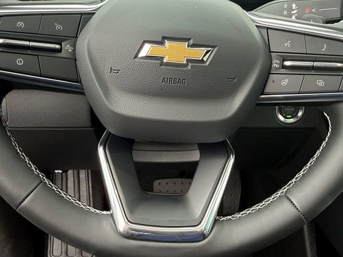 New 2026 Chevrolet Traverse LT w/ Sun and Wheel Package FWD image 20