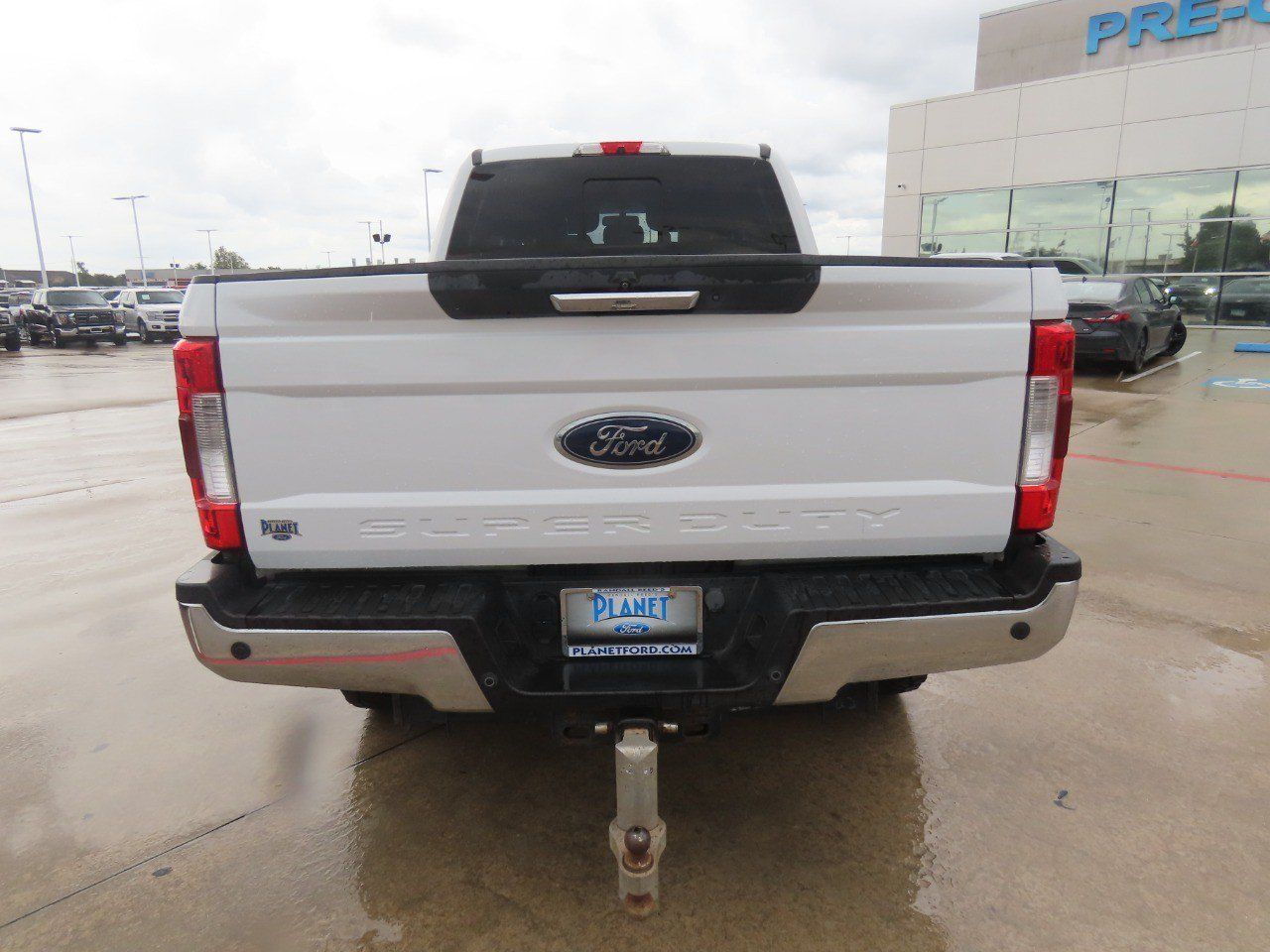 Used 2019 Ford F250 Lariat w/ Lariat Value Package AWD/4WD image 13