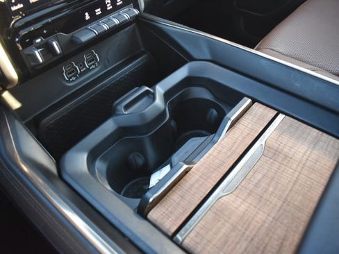 Used 2023 RAM 1500 Limited w/ Body Color Bumper Group image 28