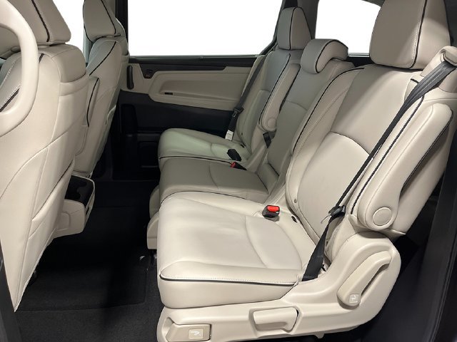 New 2027 Honda Odyssey Touring image 18