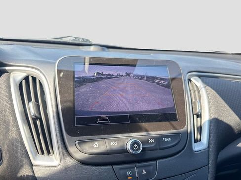 Used 2022 Chevrolet Malibu LS w/ Driver Confidence Package II FWD image 20