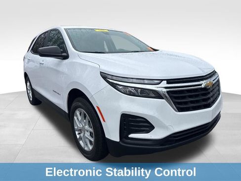 Used 2024 Chevrolet Equinox LS image 11