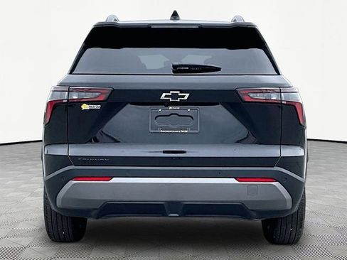 New 2026 Chevrolet Equinox LT FWD image 5