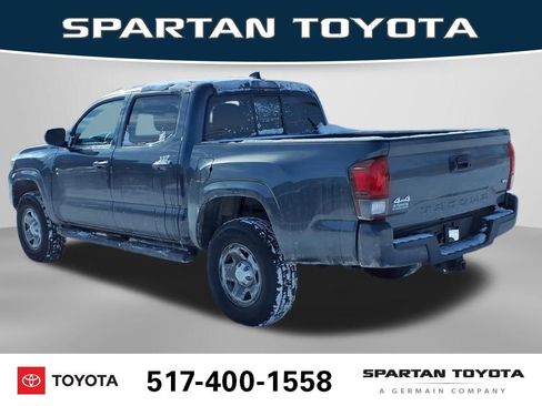 Used 2022 Toyota Tacoma SR image 9