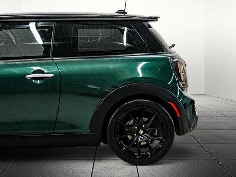 Used 2015 MINI Cooper S FWD image 13