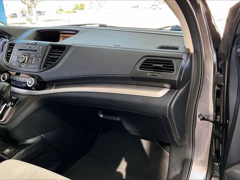 Used 2016 Honda CR-V SE image 19