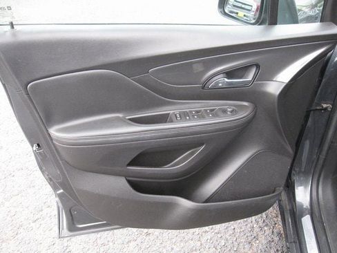 Used 2017 Buick Encore Preferred image 8
