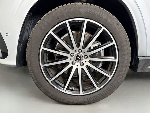 Used 2025 Mercedes-Benz GLS 580 4MATIC image 34