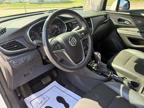 Used 2022 Buick Encore Preferred w/ Safety Package AWD/4WD image 18