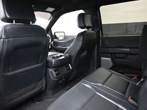 Used 2025 Ford F150 Lariat w/ Equipment Group 501A Mid image 2