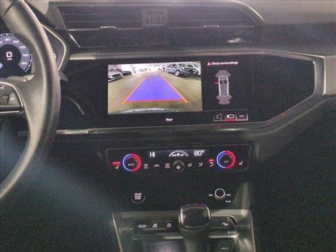 Certified 2025 Audi Q3 2.0T Premium w/ Convenience Package image 14