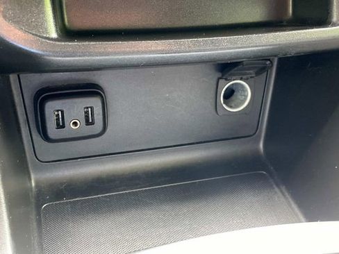 Used 2022 Chevrolet Colorado LT w/ LT Convenience Package RWD image 27