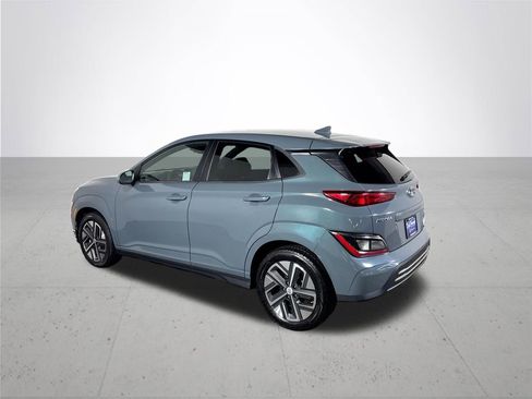 Used 2022 Hyundai Kona SEL w/ Convenience Package FWD image 8