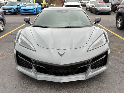 Used 2025 Chevrolet Corvette Z06 RWD image 7