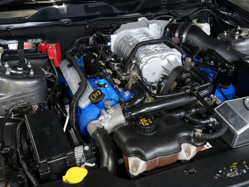 Used 2014 Ford Mustang Shelby GT500 w/ Equipment Group 821A image 39