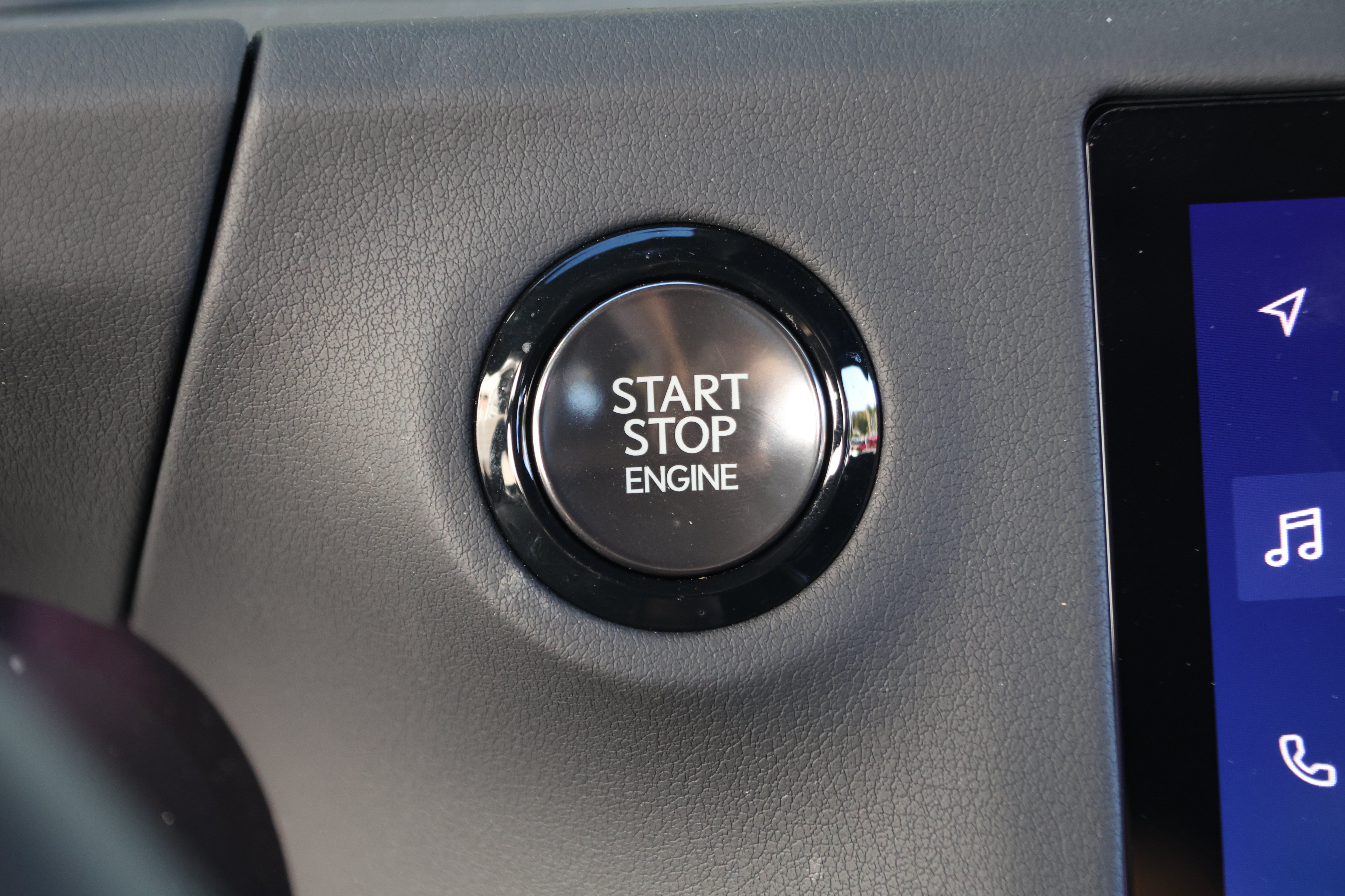 Certified 2025 Lexus GX 550 AWD/4WD image 20