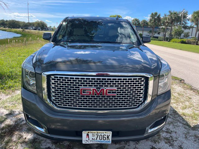 Used 2017 GMC Yukon Denali w/ Enhanced Security Package RWD image 2