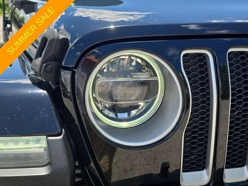 Certified 2018 Jeep Wrangler Unlimited Sahara AWD/4WD image 7