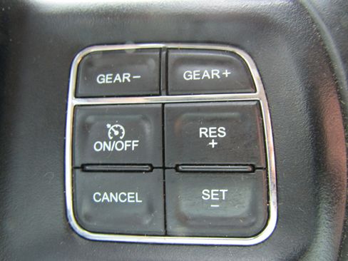 Used 2017 RAM 1500 Lone Star RWD image 26