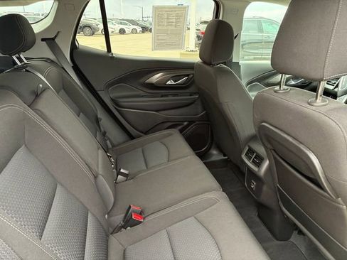 Used 2024 GMC Terrain SLE image 14