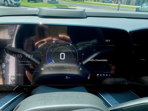 New 2025 Chevrolet Tahoe LS image 11