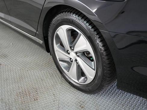 Used 2016 Hyundai Sonata Limited w/ Option Group 02 FWD image 63