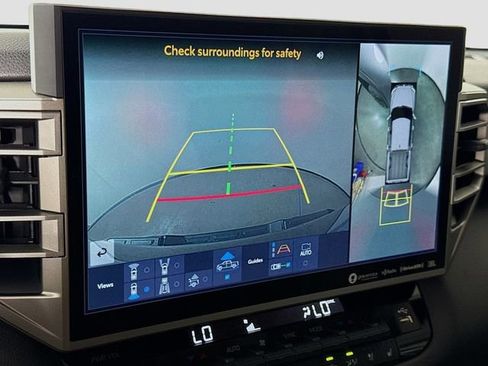 Used 2024 Toyota Tundra Limited image 13