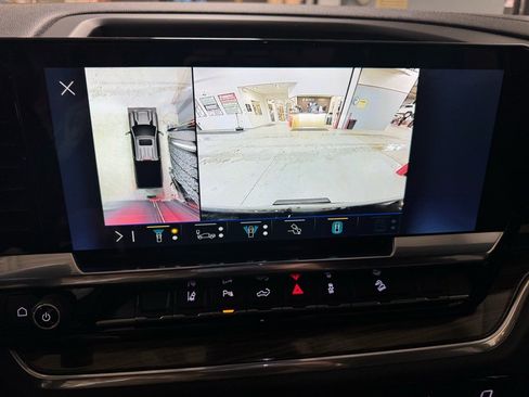 Used 2025 Chevrolet Silverado 2500 LT w/ Trail Boss Package image 24