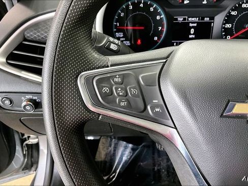 Used 2024 Chevrolet Malibu LT image 11