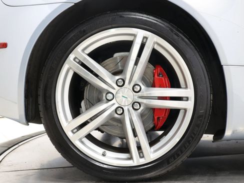 Used 2011 Aston Martin V8 Vantage Coupe RWD image 79