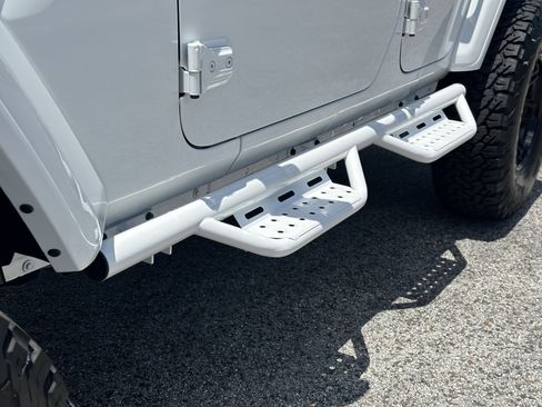 Used 2024 Jeep Wrangler Unlimited Sport image 14