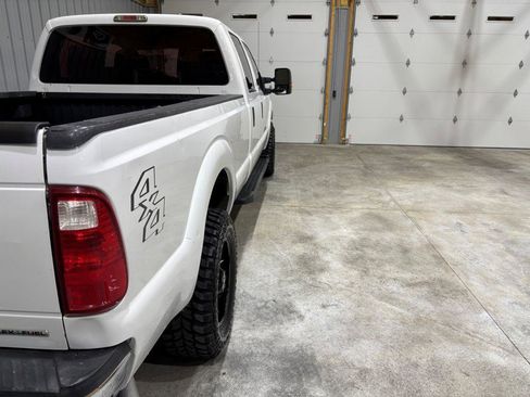 Used 2015 Ford F250 XL w/ Power Equipment Group AWD/4WD image 10