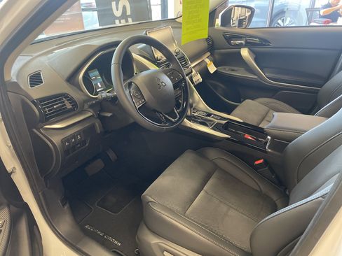 New 2026 Mitsubishi Eclipse Cross SE AWD/4WD image 9