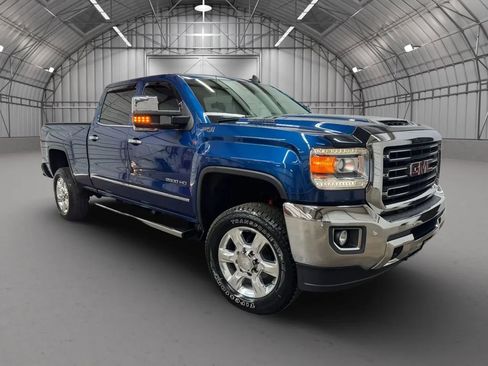 Used 2019 GMC Sierra 2500 SLT w/ Duramax Plus Package image 8
