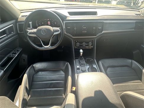 Used 2021 Volkswagen Atlas SEL Premium image 23