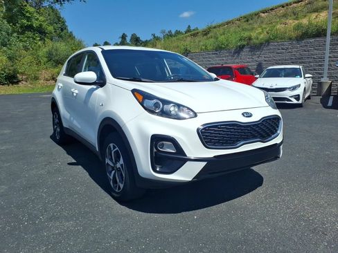 Used 2020 Kia Sportage LX AWD/4WD image 4