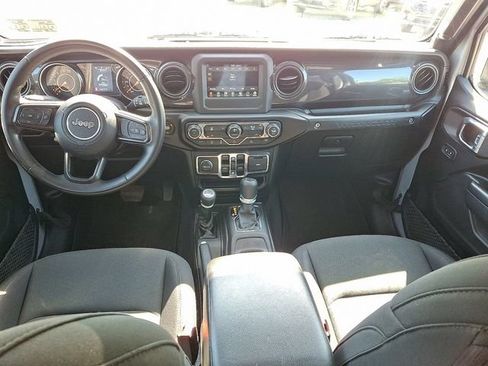 Used 2022 Jeep Wrangler Unlimited Sport AWD/4WD image 15