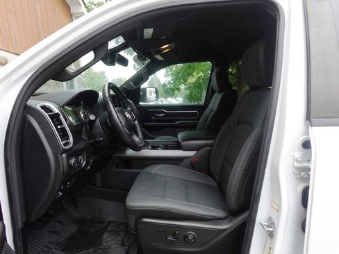 Used 2021 RAM 1500 Big Horn AWD/4WD image 12