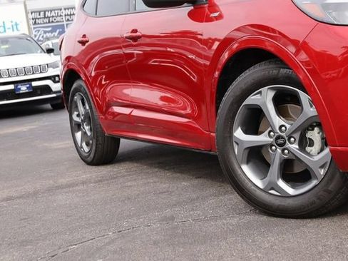 Used 2023 Ford Escape ST-Line w/ Tech Pack #1 FWD image 3