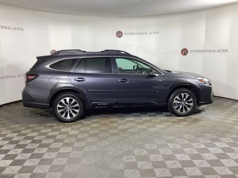 Used 2023 Subaru Outback Limited image 4