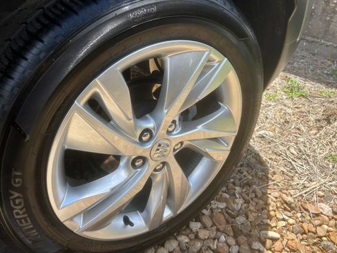 Used 2025 Buick Encore GX Preferred FWD image 29