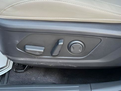 Used 2025 Hyundai Tucson SEL FWD image 14