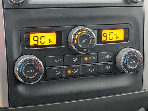 Used 2019 Nissan Frontier PRO-4X image 25