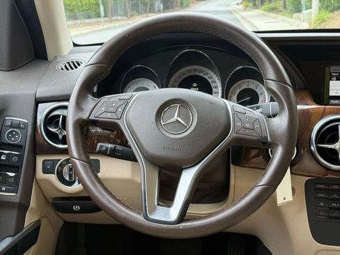 Used 2014 Mercedes-Benz GLK 350 2WD image 23