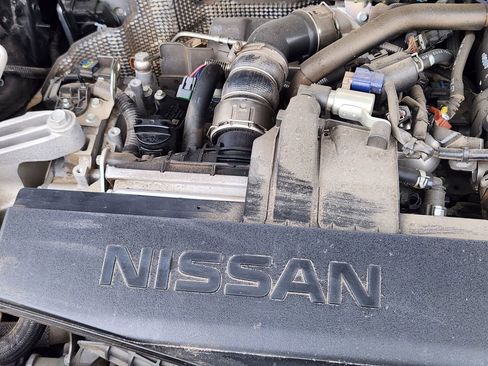 Used 2024 Nissan Rogue S AWD/4WD image 14
