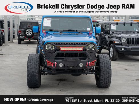 Used 2022 Jeep Gladiator Overland image 2