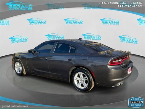 Used 2019 Dodge Charger SXT w/ Leather Interior Group image 8
