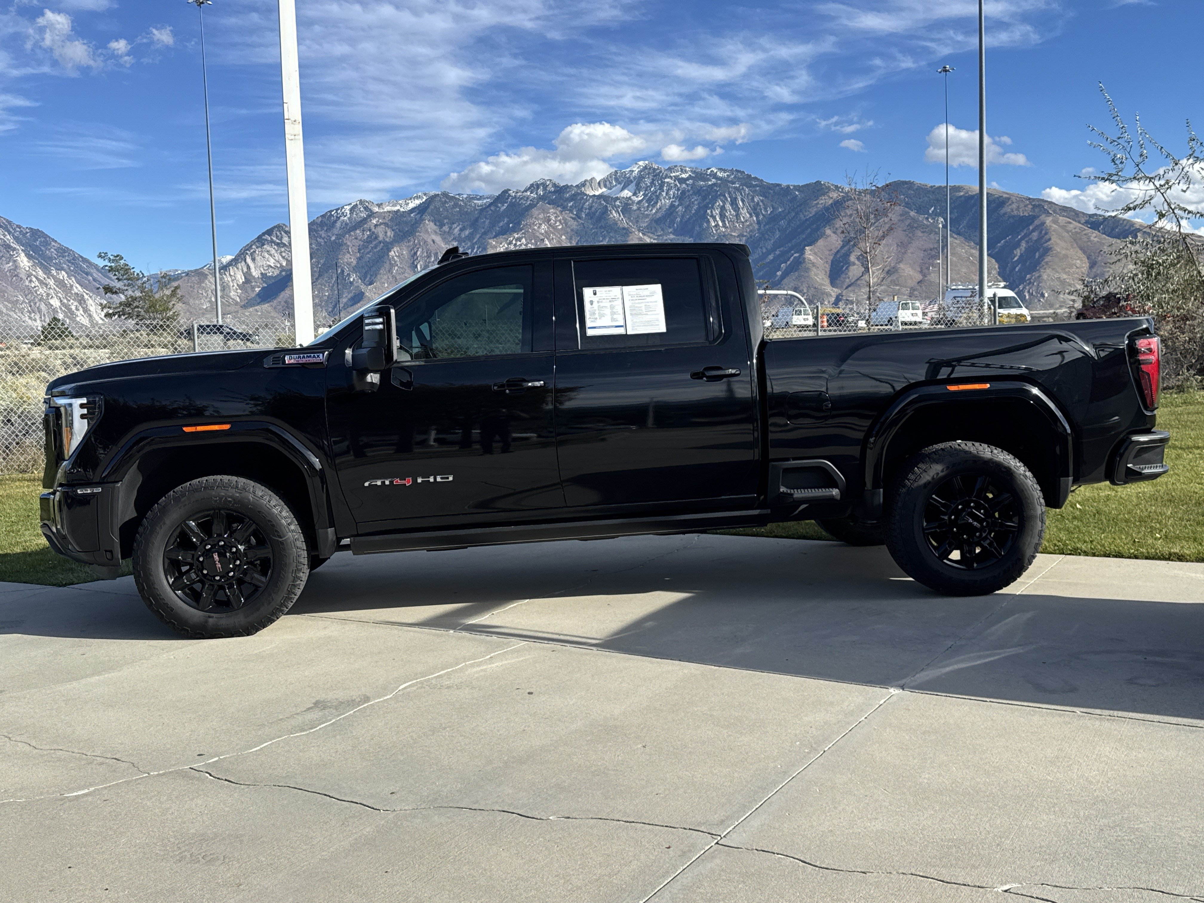 Certified 2024 GMC Sierra 3500 AT4 w/ AT4 Premium Plus Package AWD/4WD image 2