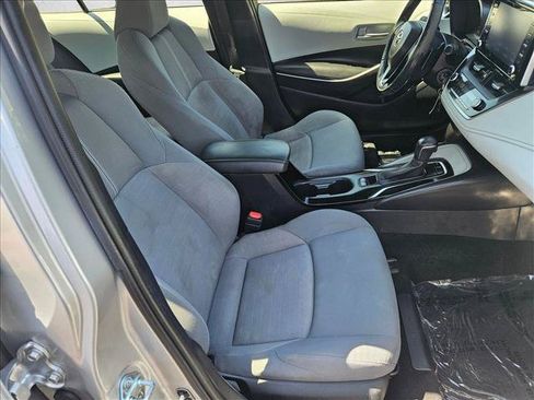Used 2020 Toyota Corolla SE FWD image 19