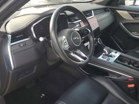 Used 2021 Jaguar F-PACE S image 9